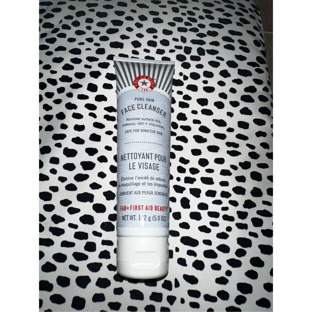 FIRST AID BEAUTY  FACE CLEANSER NEW/SEALED 5 OZ